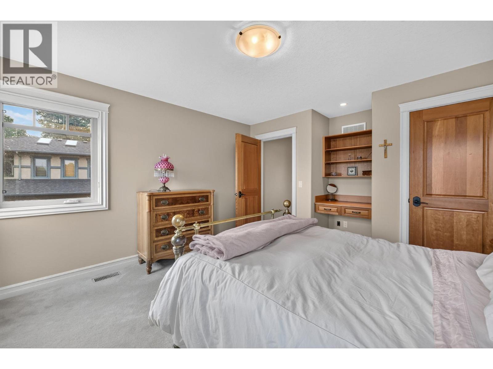 523 Metcalfe Avenue Property Photo 39
