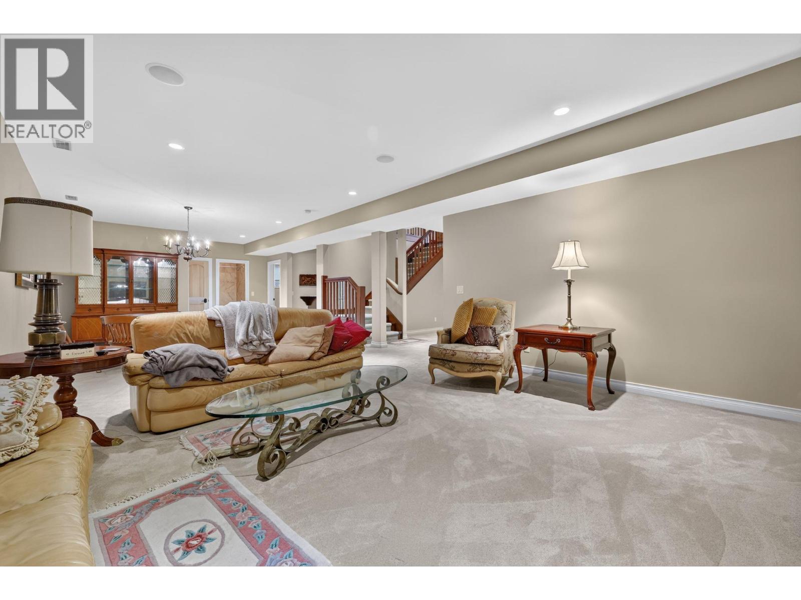 523 Metcalfe Avenue Property Photo 41