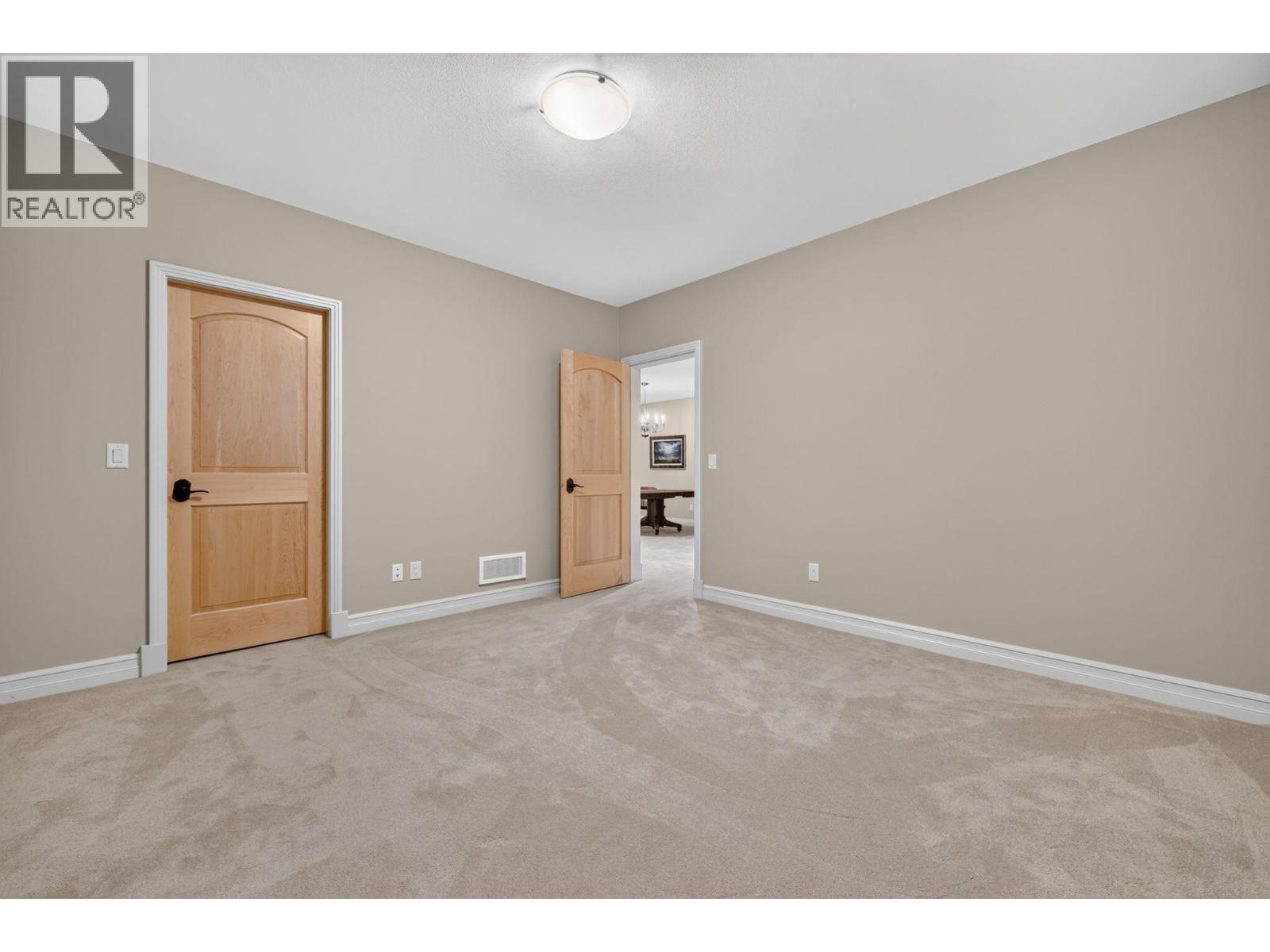 523 Metcalfe Avenue Property Photo 49