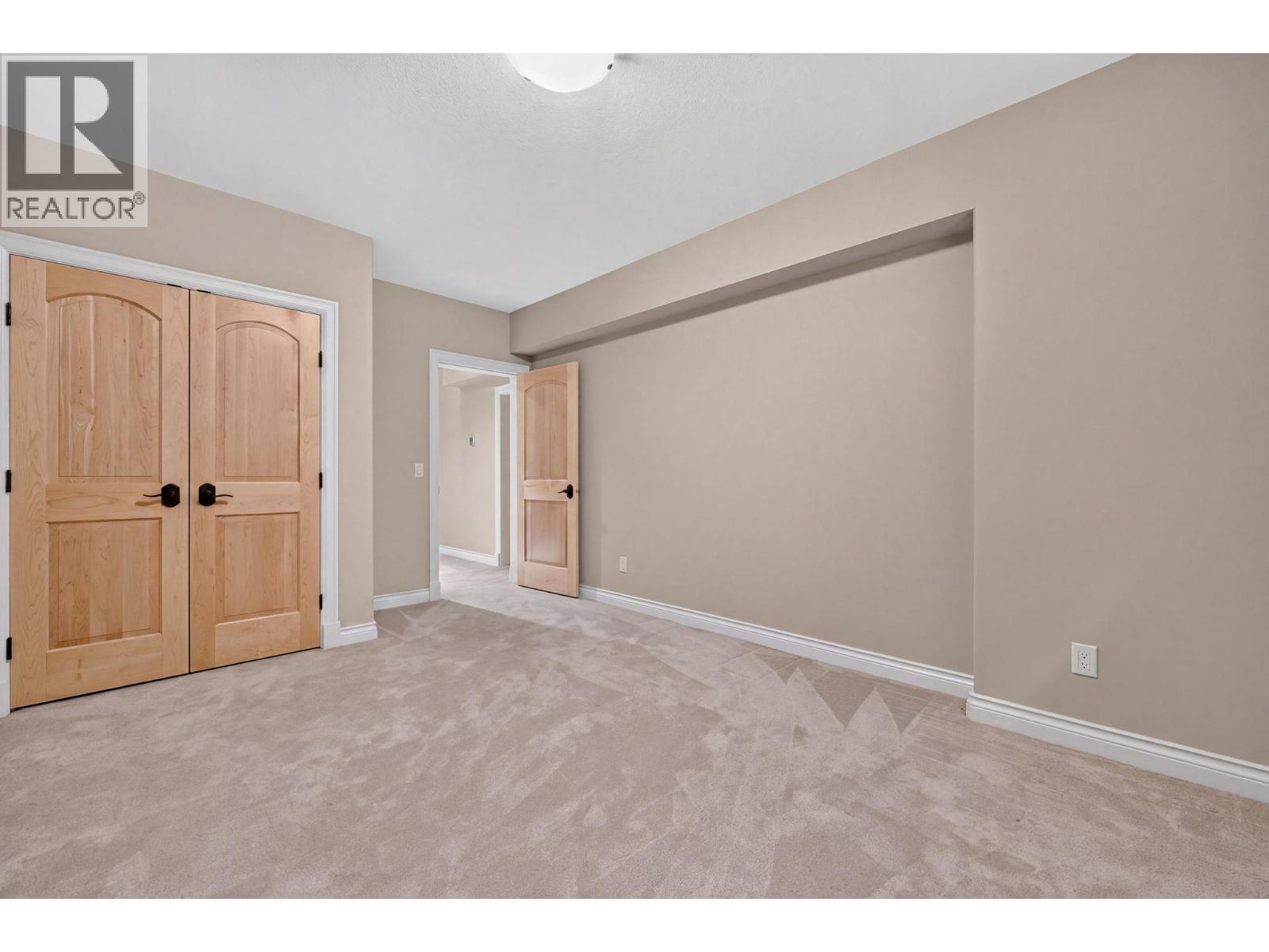 523 Metcalfe Avenue Property Photo 52