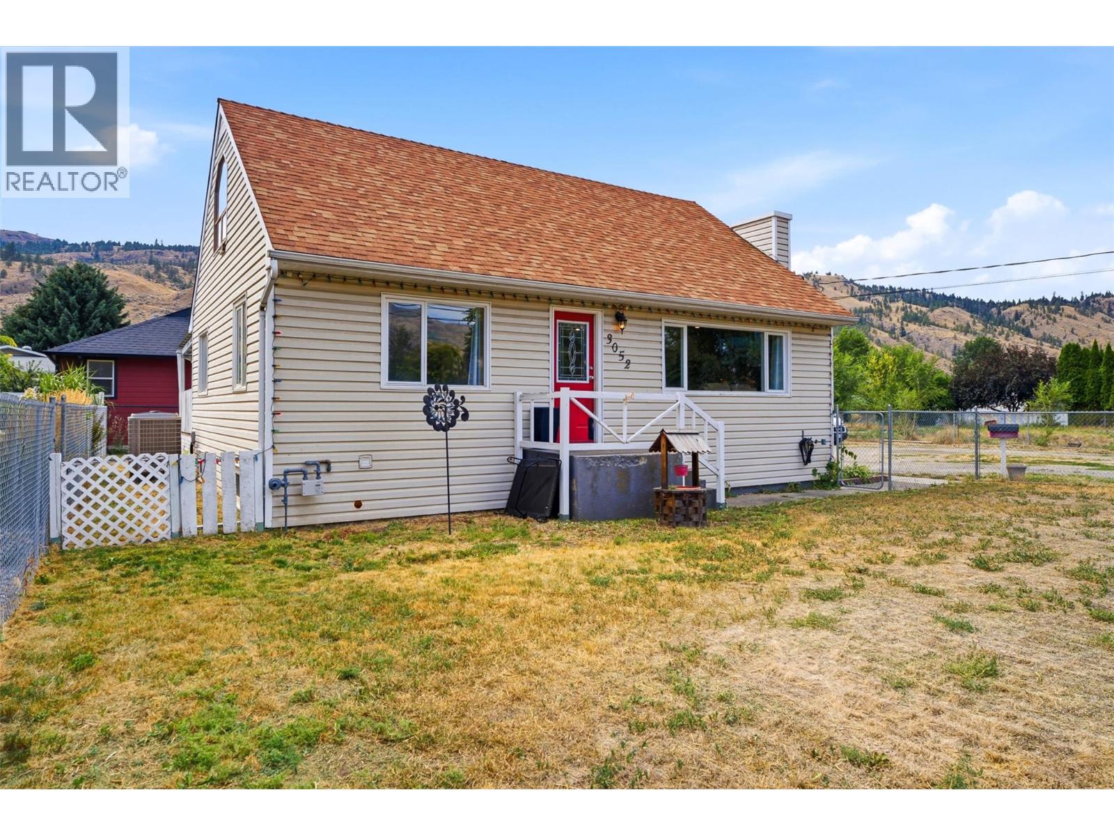 3052 WESTSYDE Road Property Photo 1