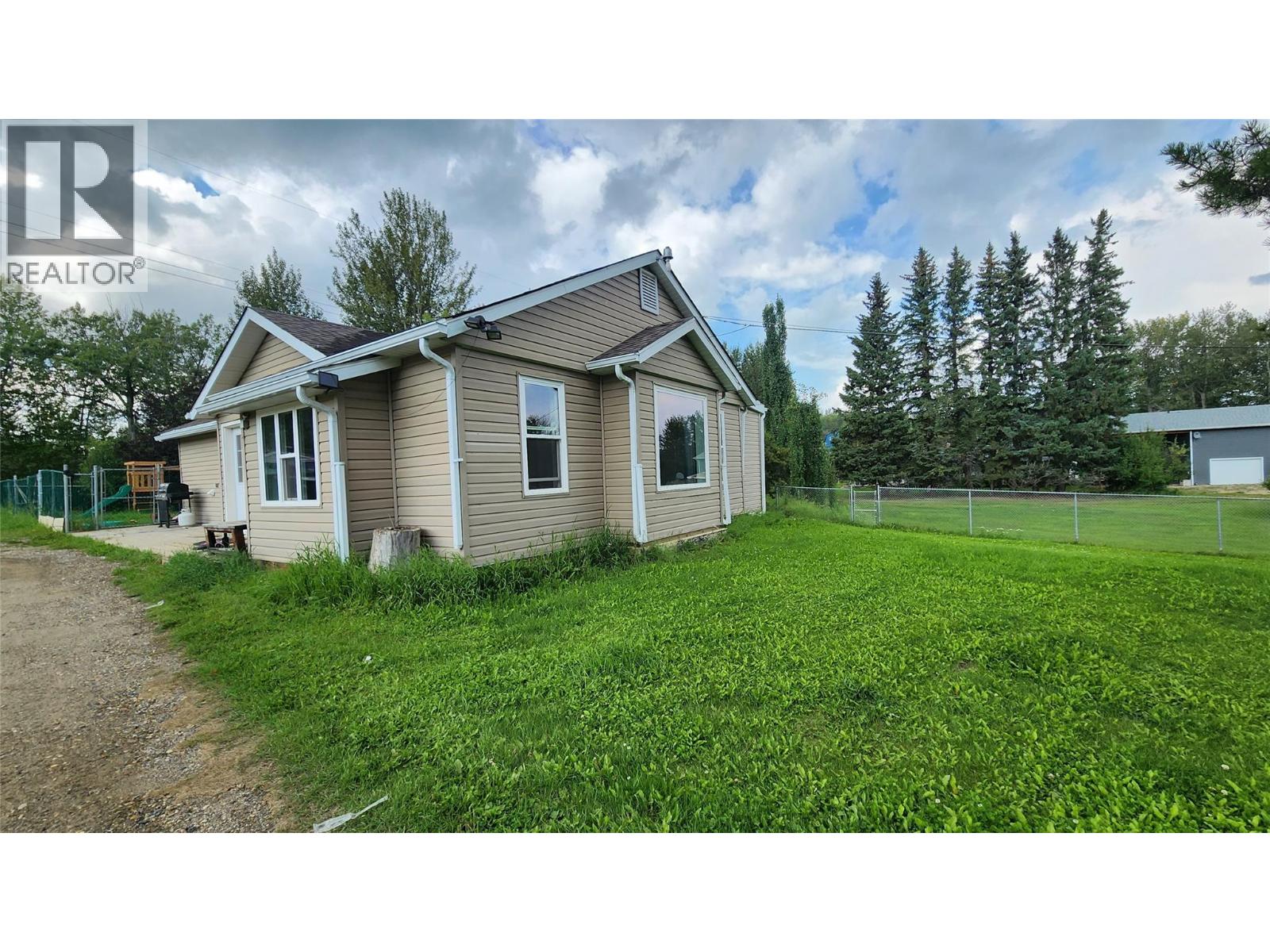 13287 Linklater Lane Property Photo 1