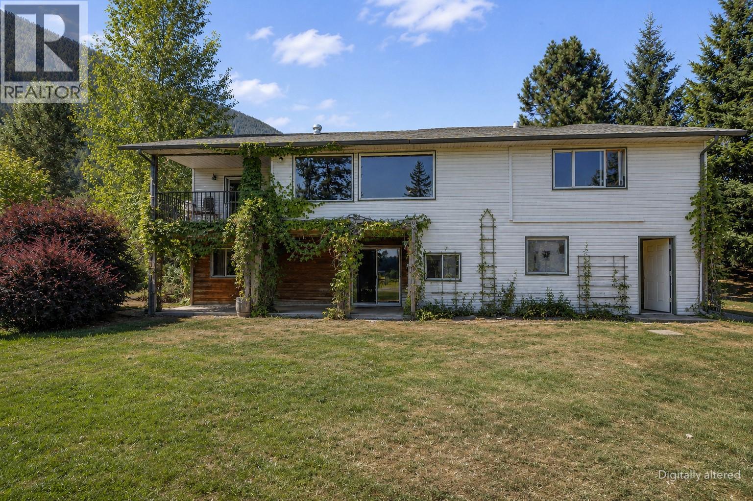 5255 Schneider Place Property Photo 5
