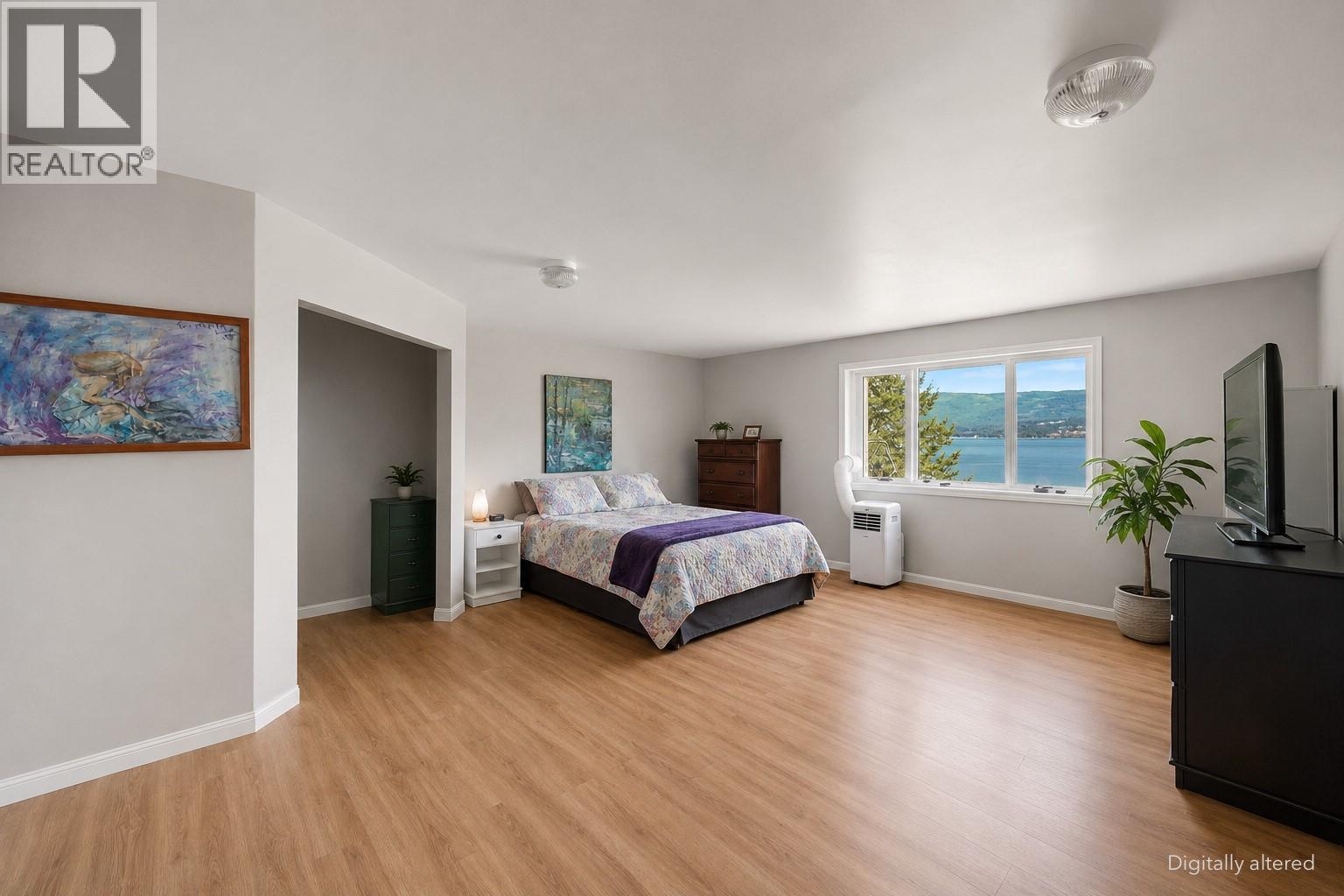 5255 Schneider Place Property Photo 11