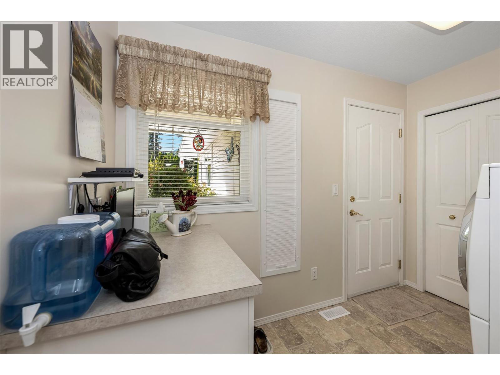 2976 Heal Court Property Photo 15