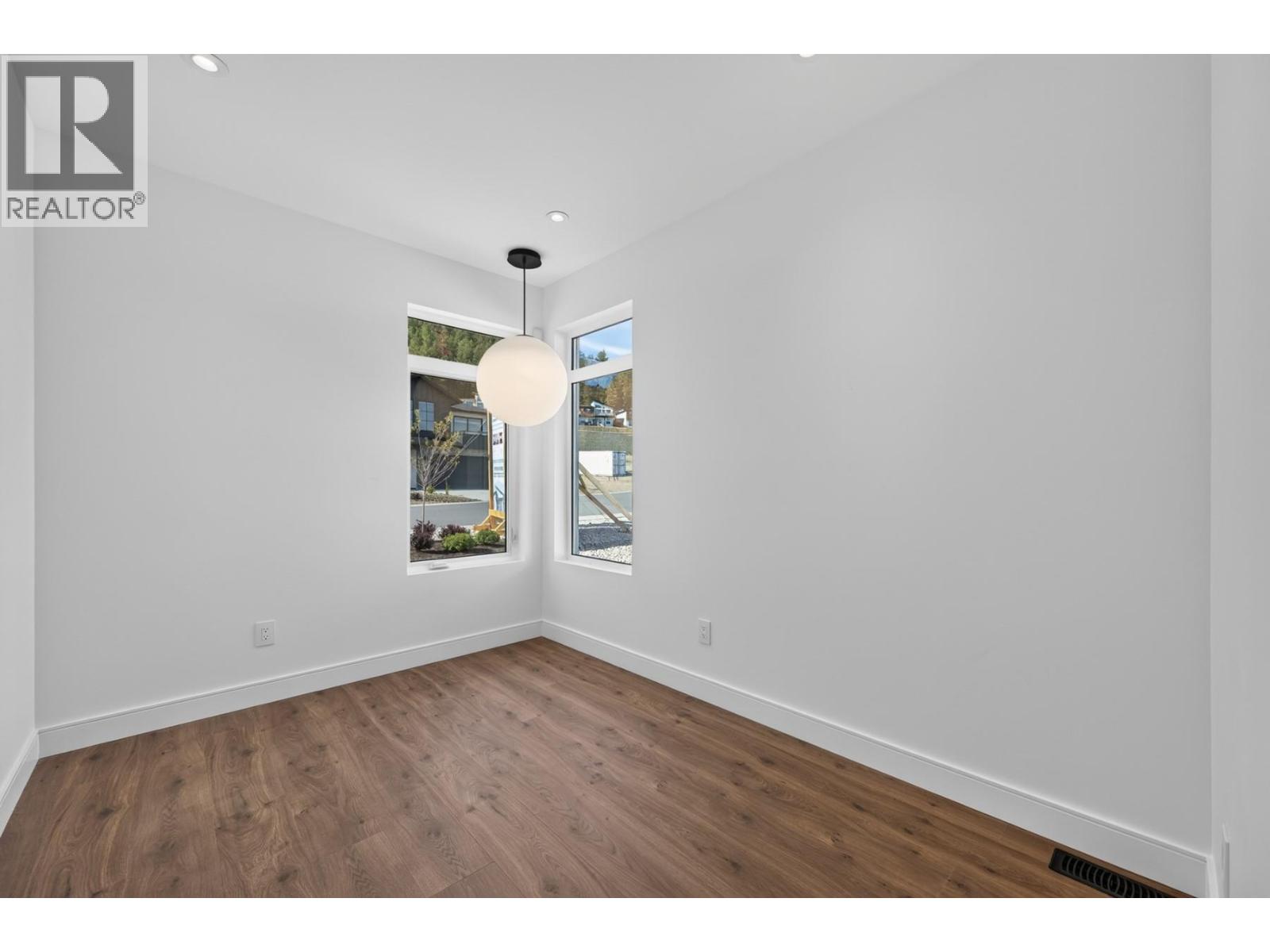 2257 Coldwater Drive Property Photo 32