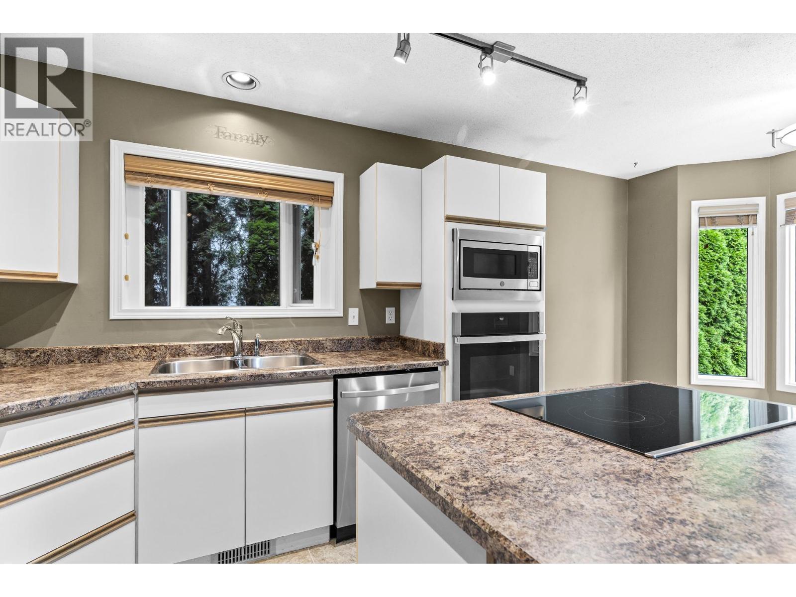 602 Willms Road Property Photo 12