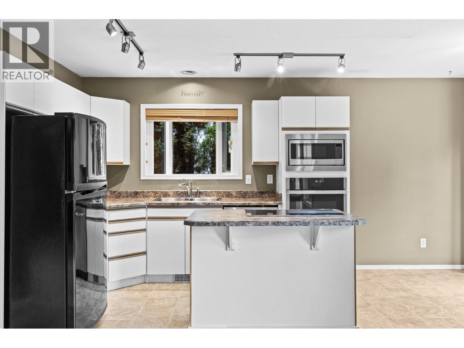 602 Willms Road Property Photo 14