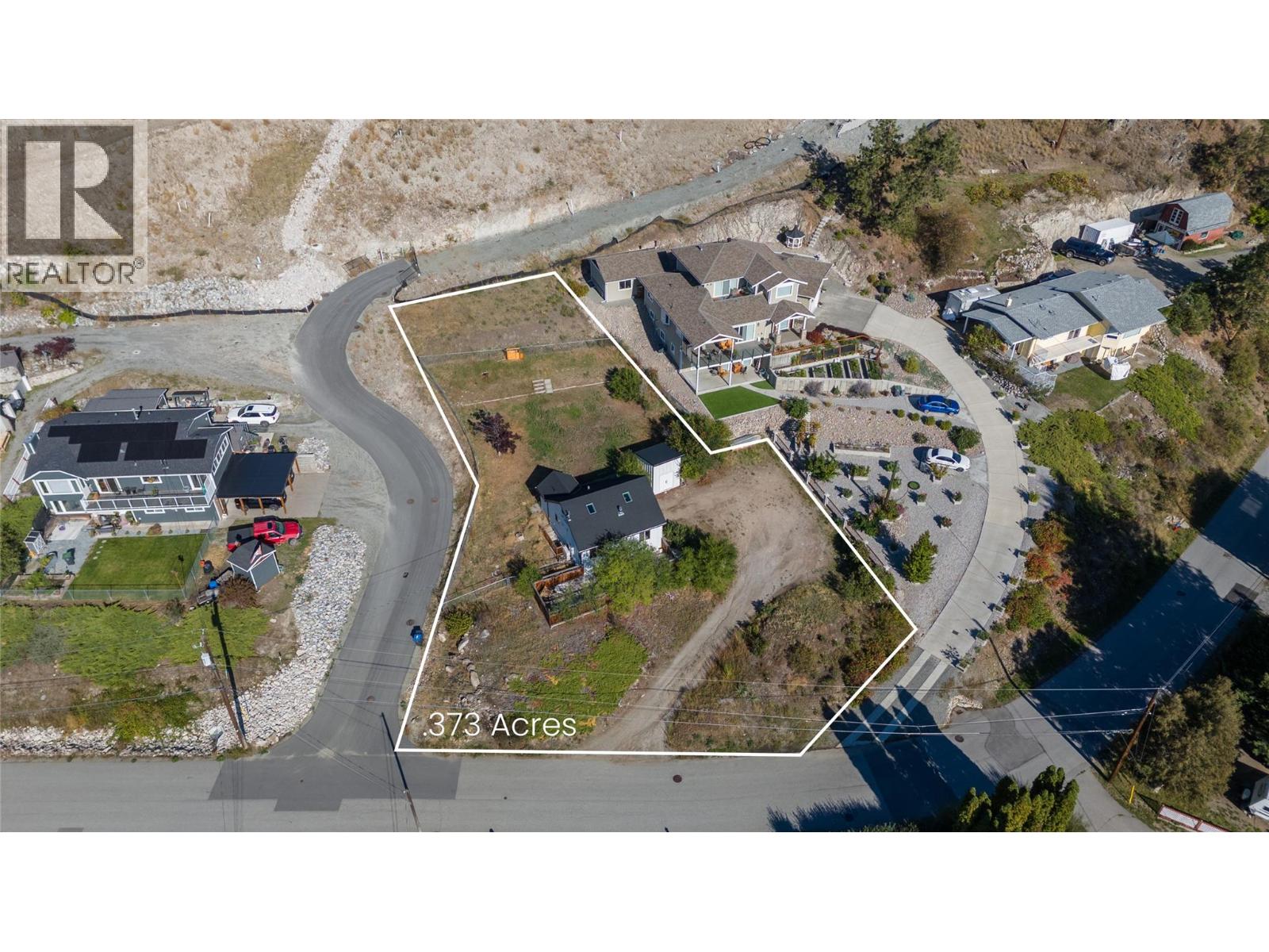 5940 Victoria Street Property Photo 1