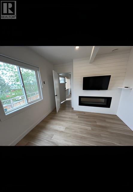 5940 Victoria Street Property Photo 11
