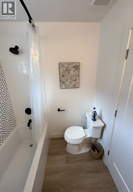 5940 Victoria Street Property Photo 15