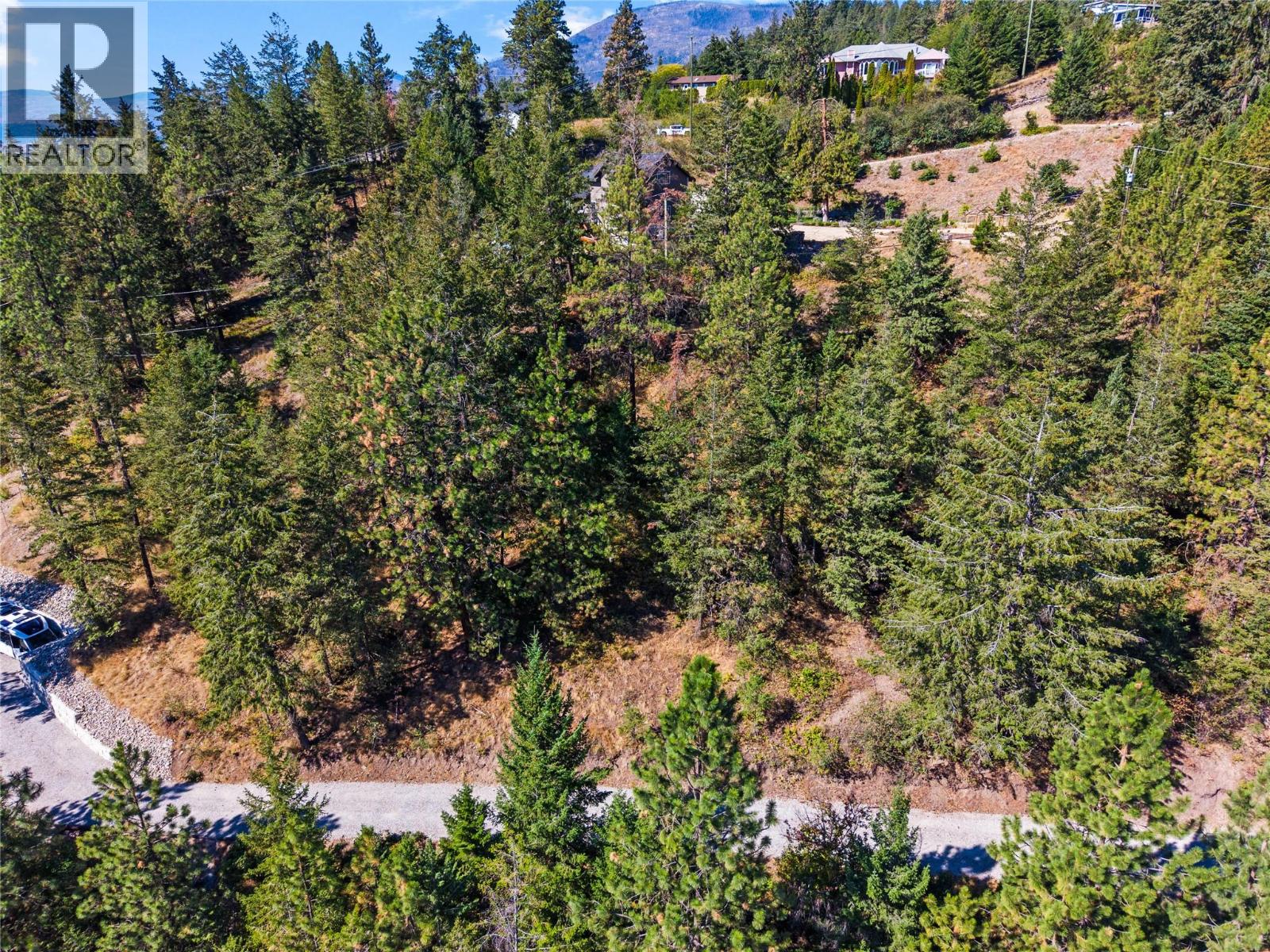 10332 Westshore Road Property Photo 5