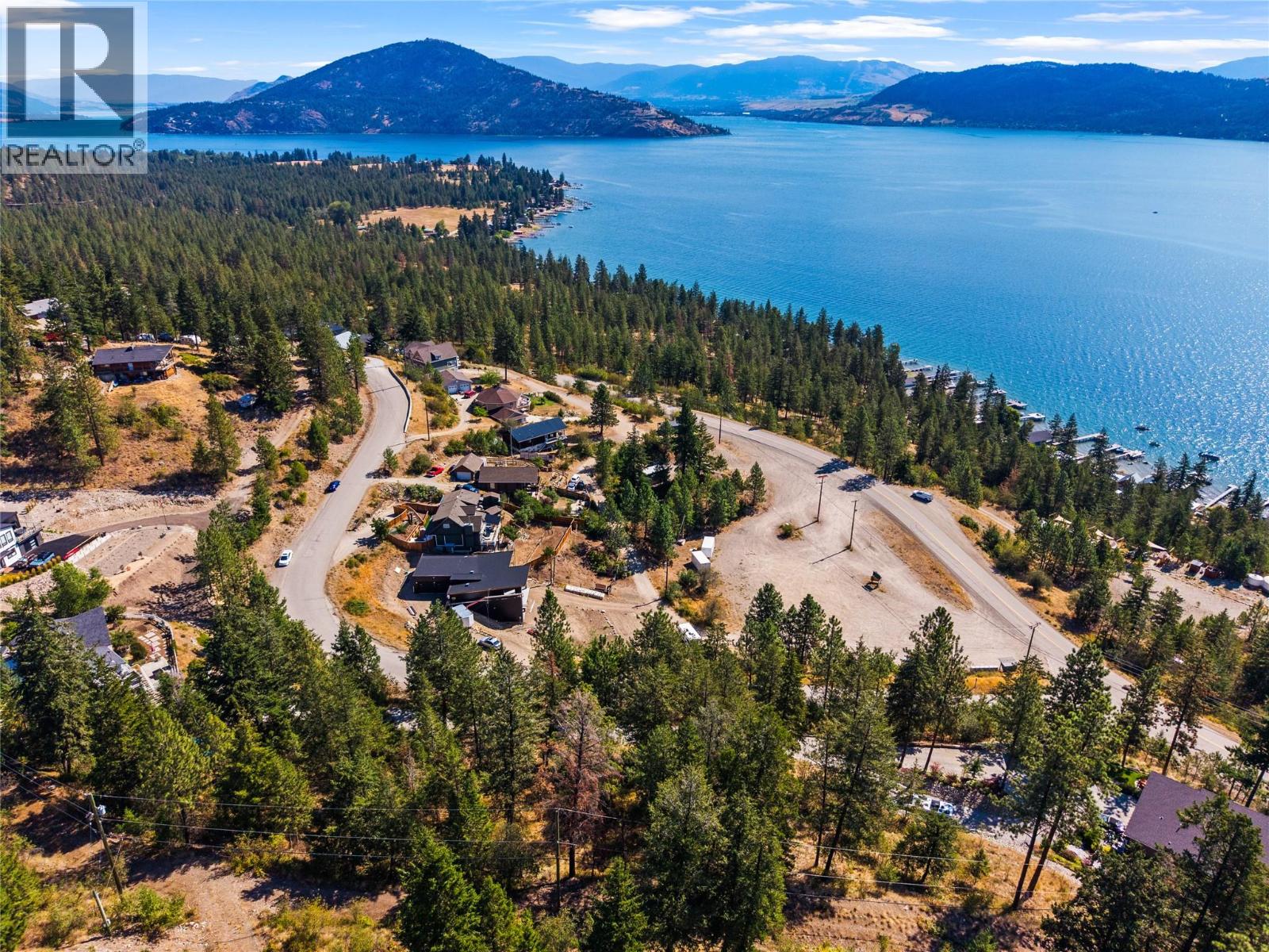 10332 Westshore Road Property Photo 6