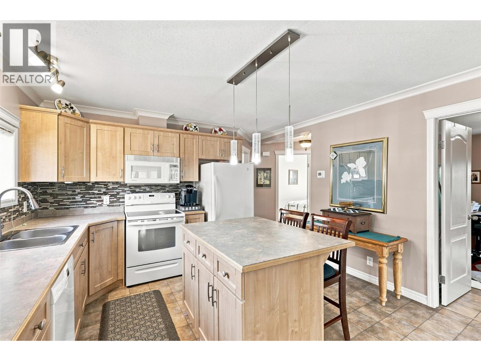 791 Jensen Road Unit# 15 Property Photo 5