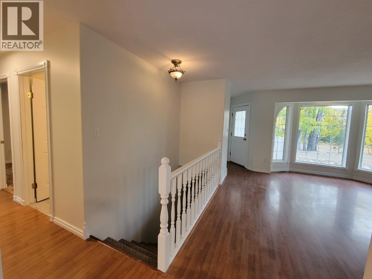 6708 Currier Road Property Photo 3