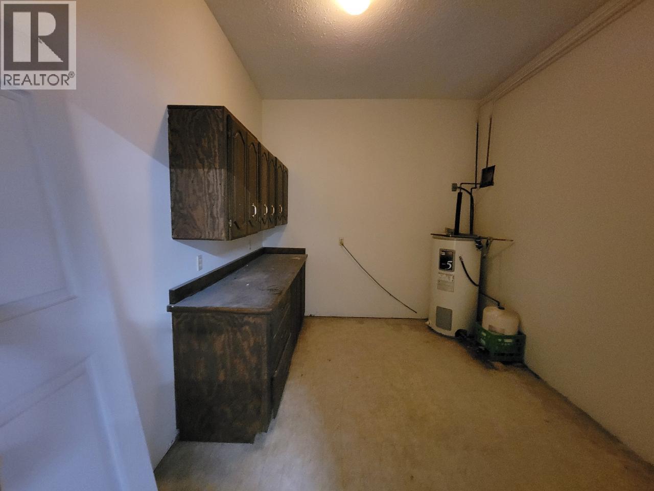 6708 Currier Road Property Photo 22