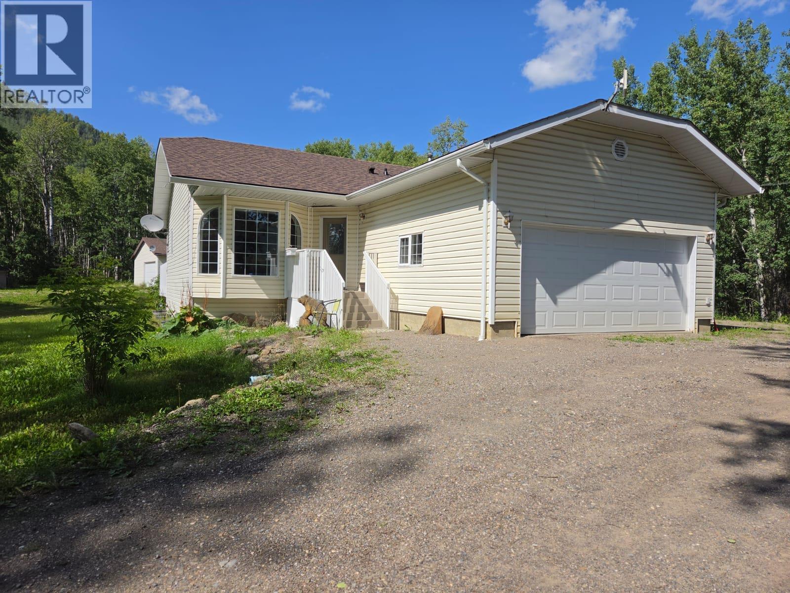6708 Currier Road Property Photo 28