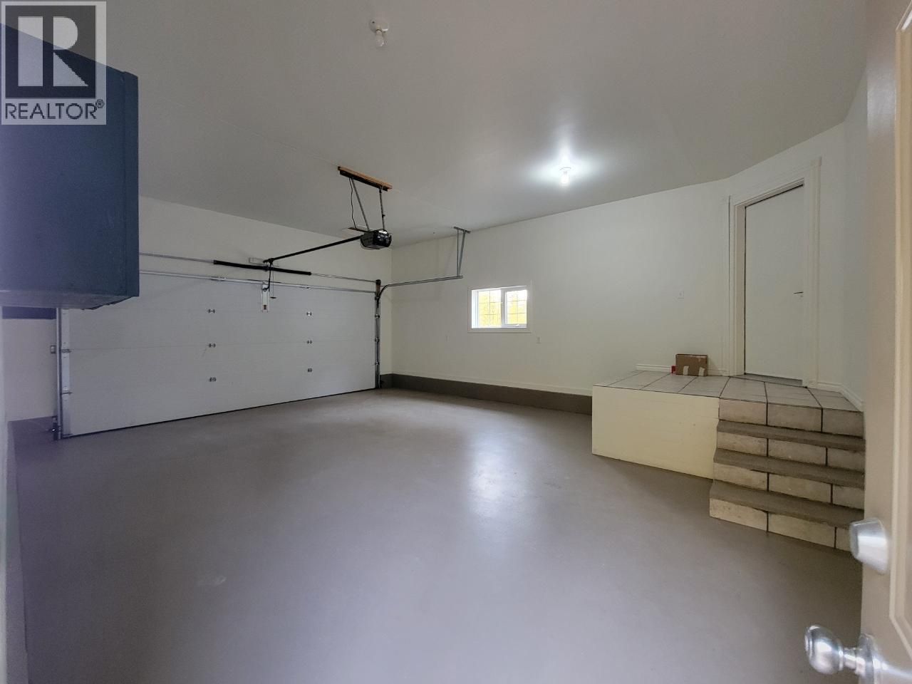 6708 Currier Road Property Photo 29
