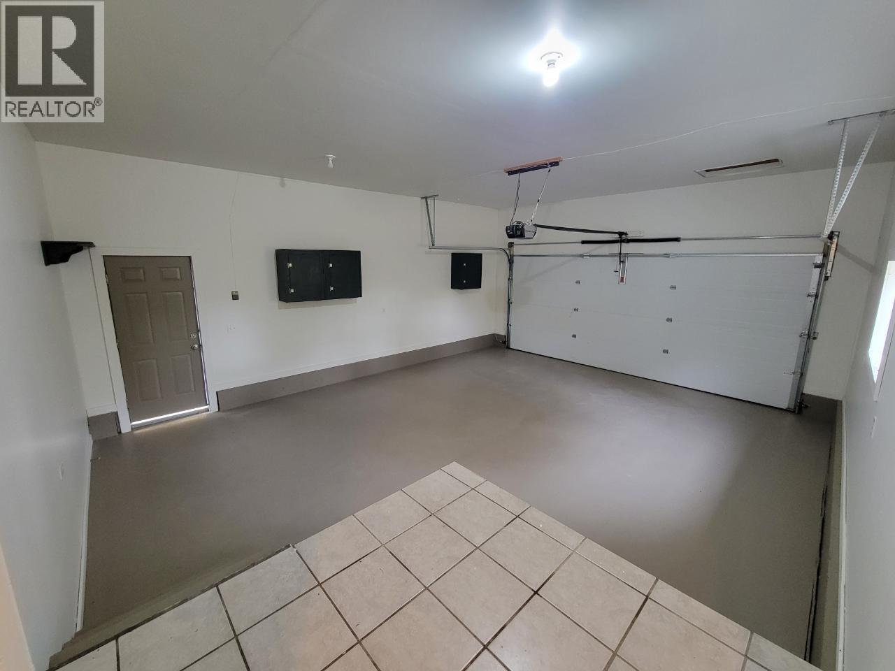 6708 Currier Road Property Photo 30