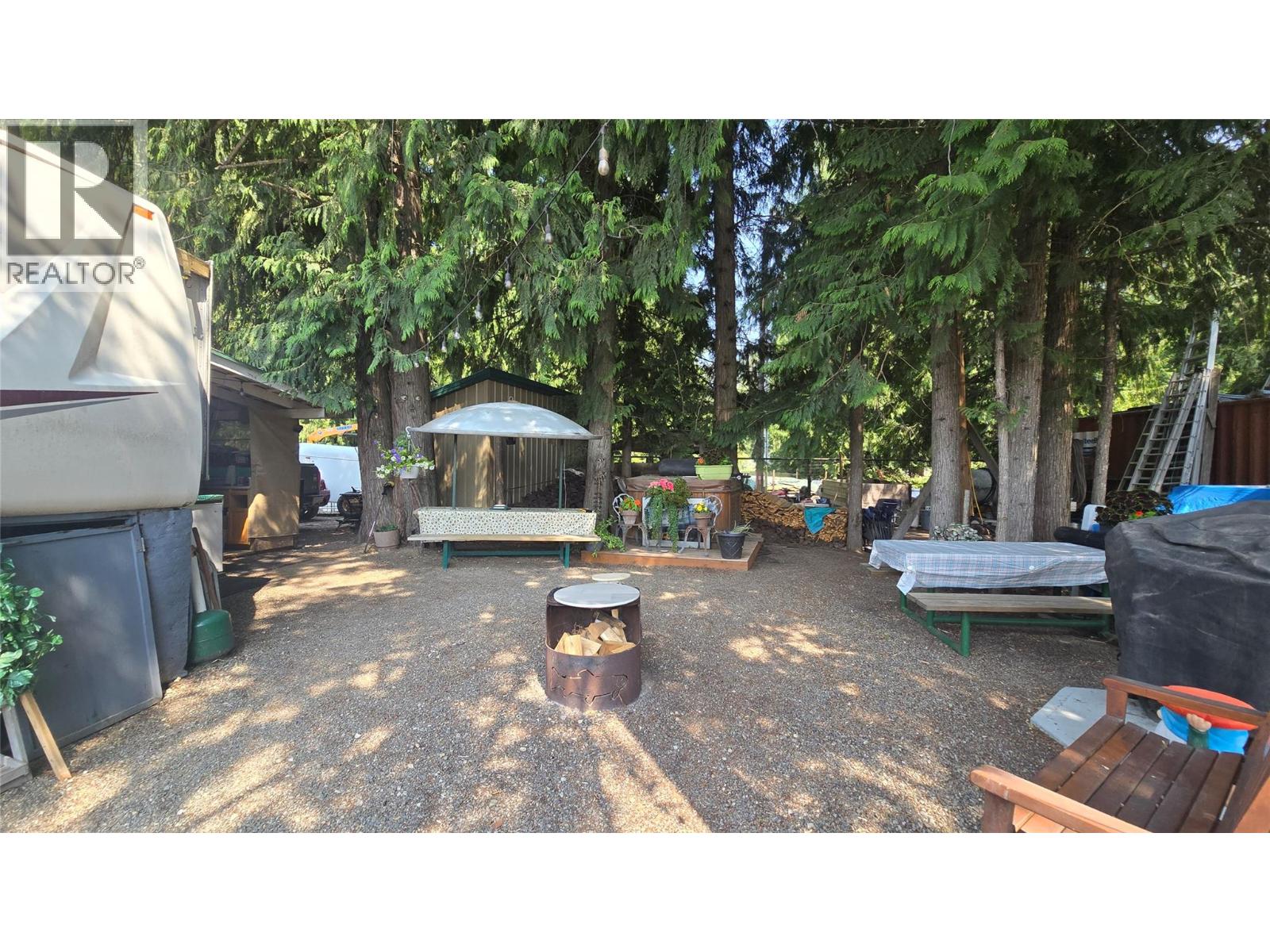 16060 Bc-3a Highway Property Photo 11