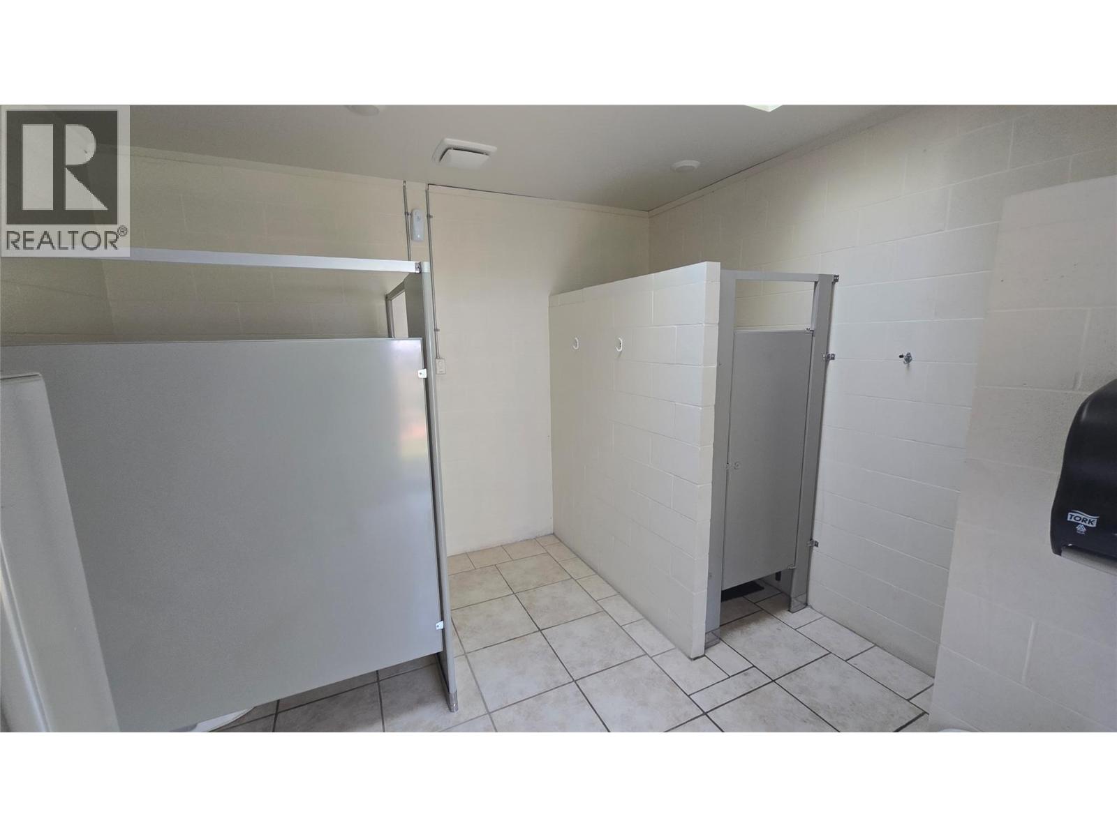 16060 Bc-3a Highway Property Photo 18