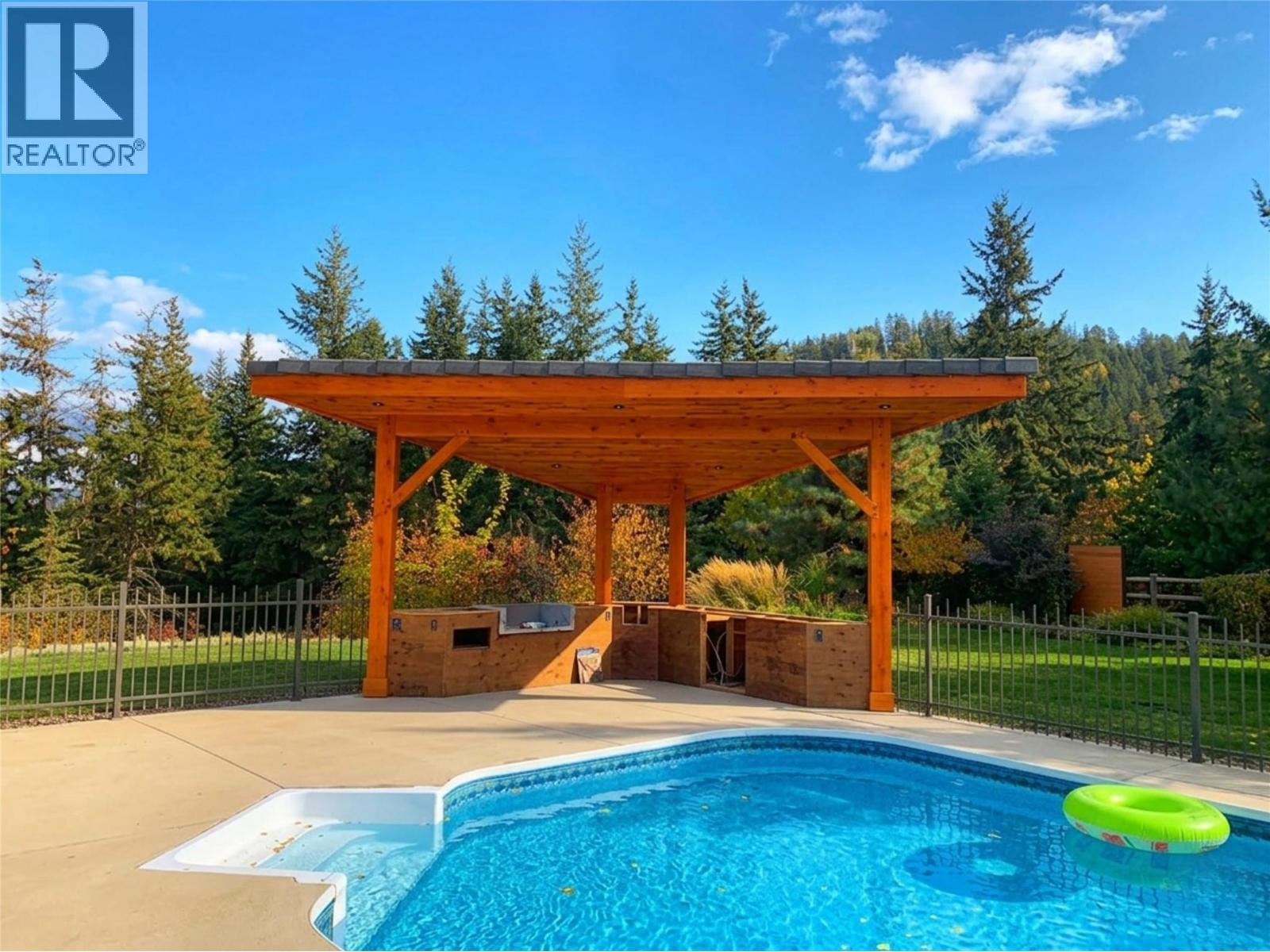 17 Bear Valley Road Property Photo 44