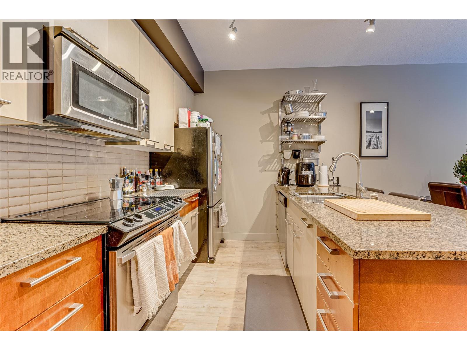 30 Monashee Road Unit# 203 Property Photo 5