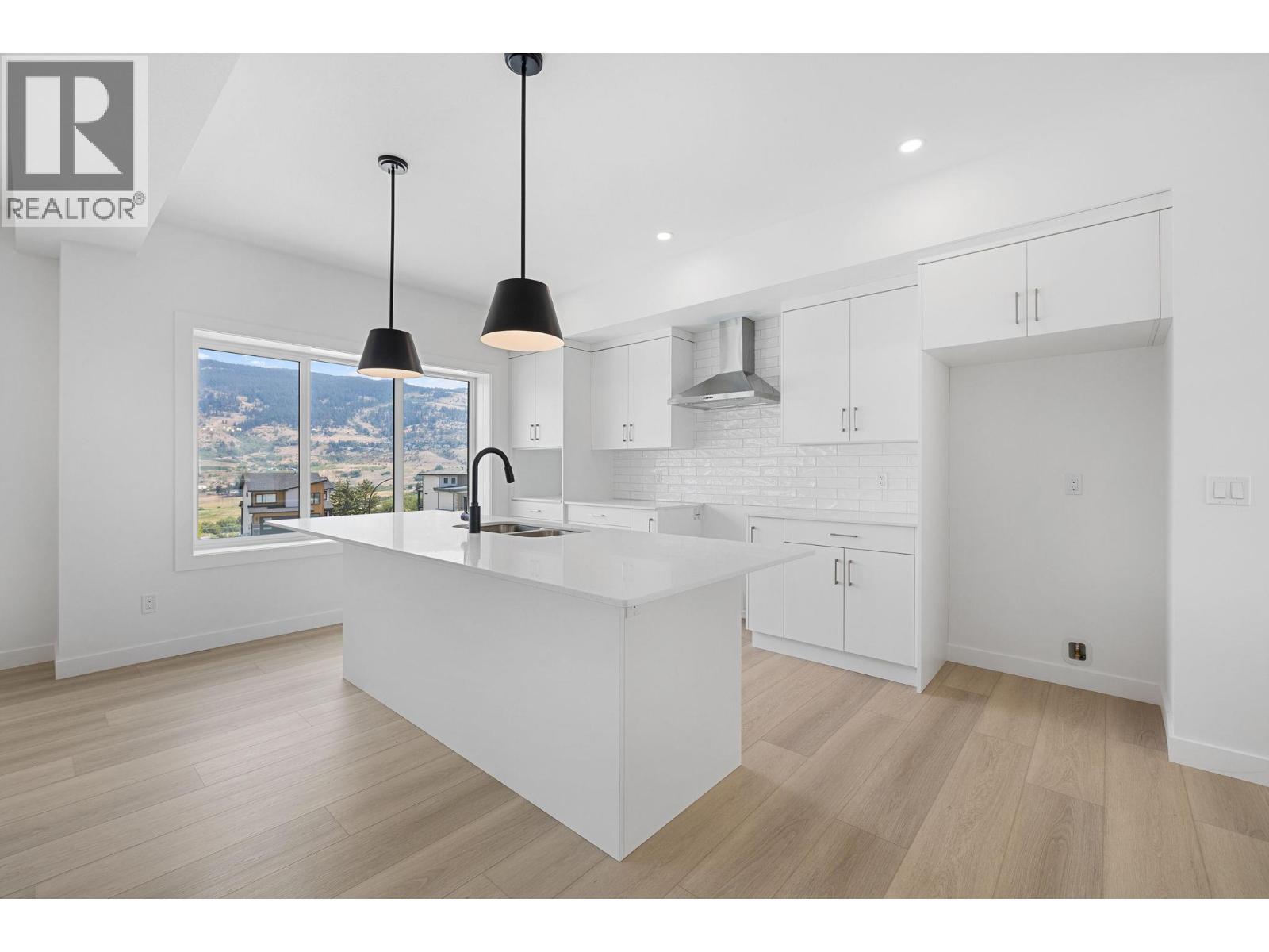 430 Arrowleaf Rise Property Photo 6