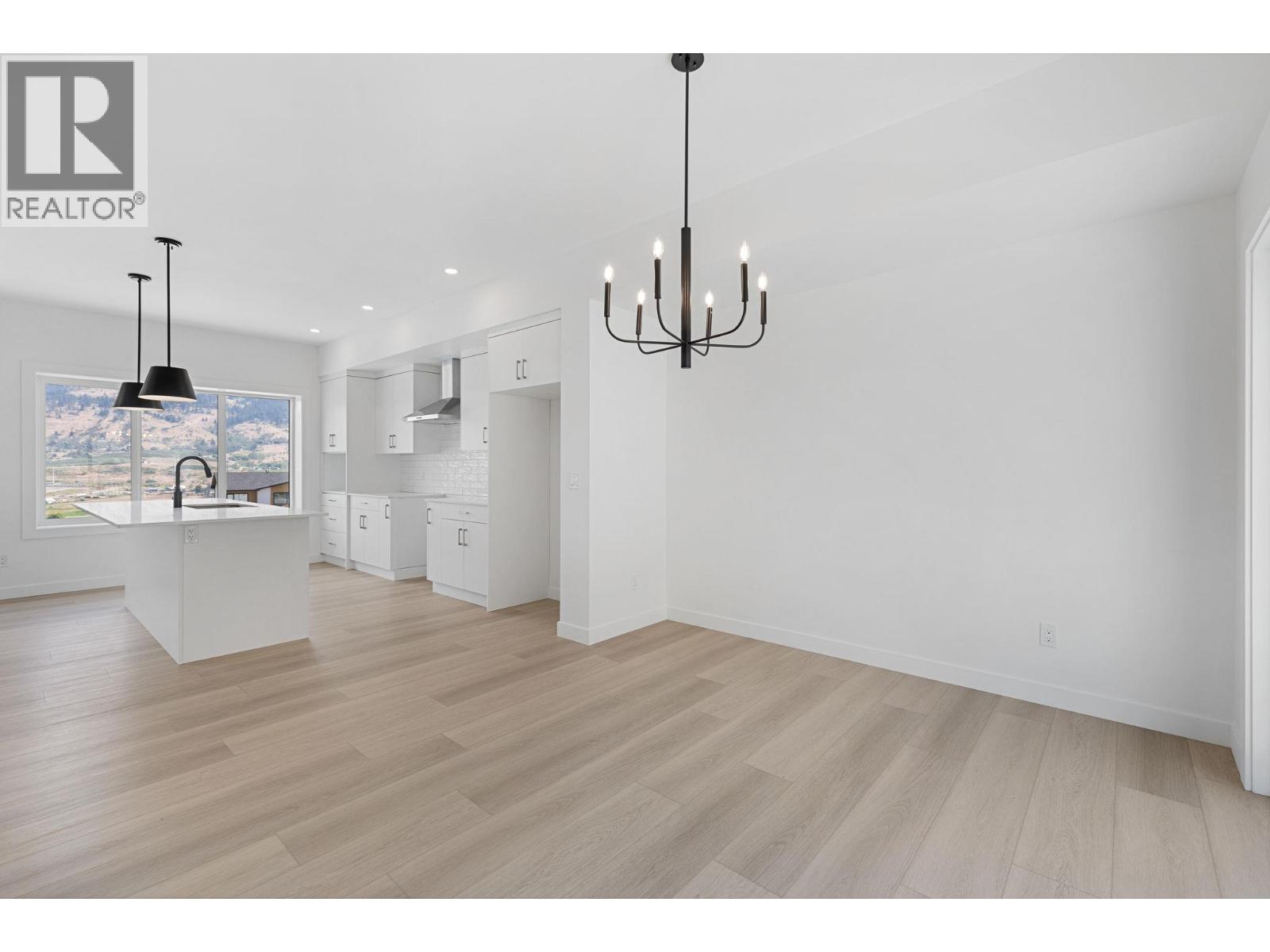 430 Arrowleaf Rise Property Photo 10