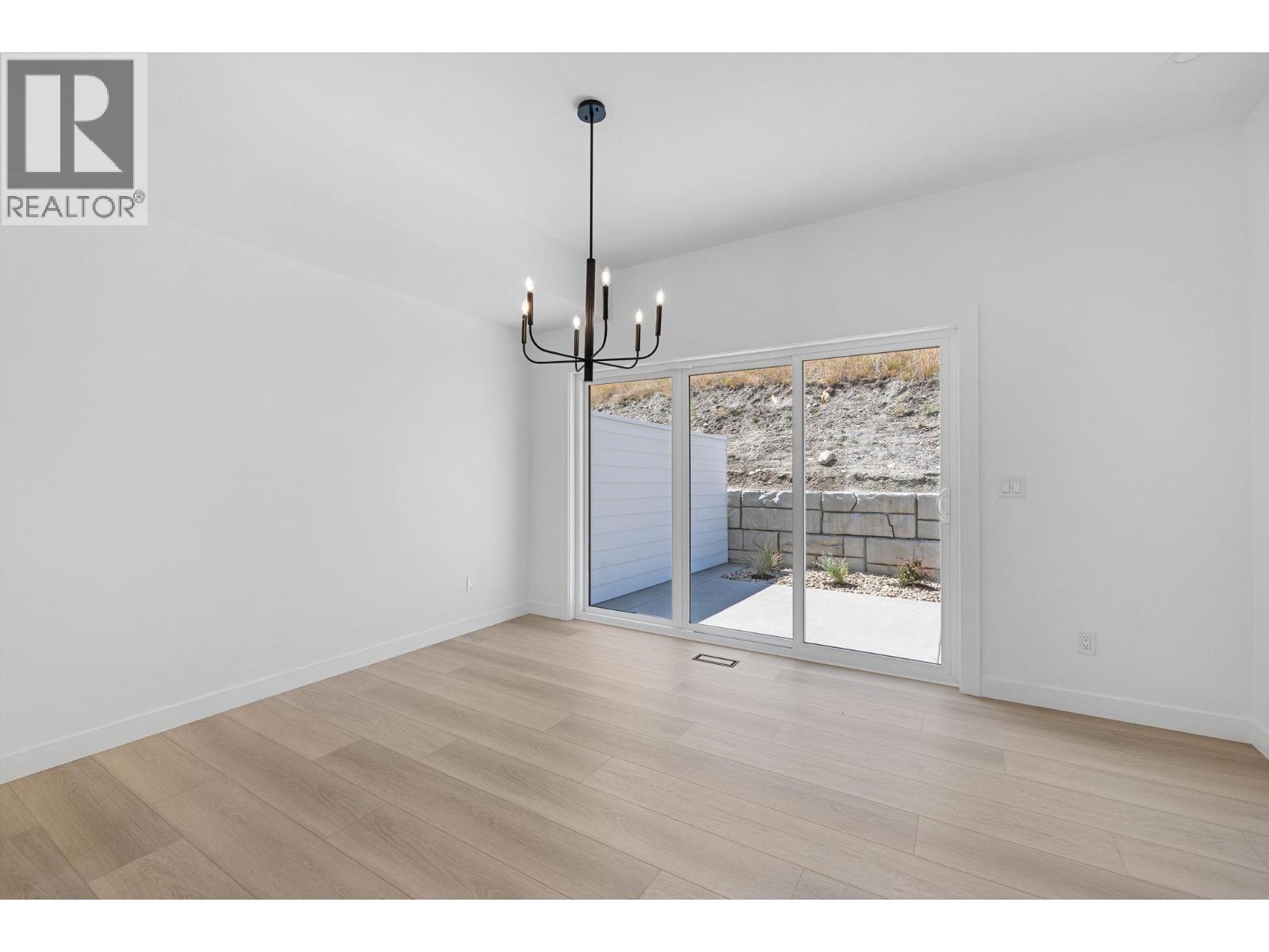430 Arrowleaf Rise Property Photo 11