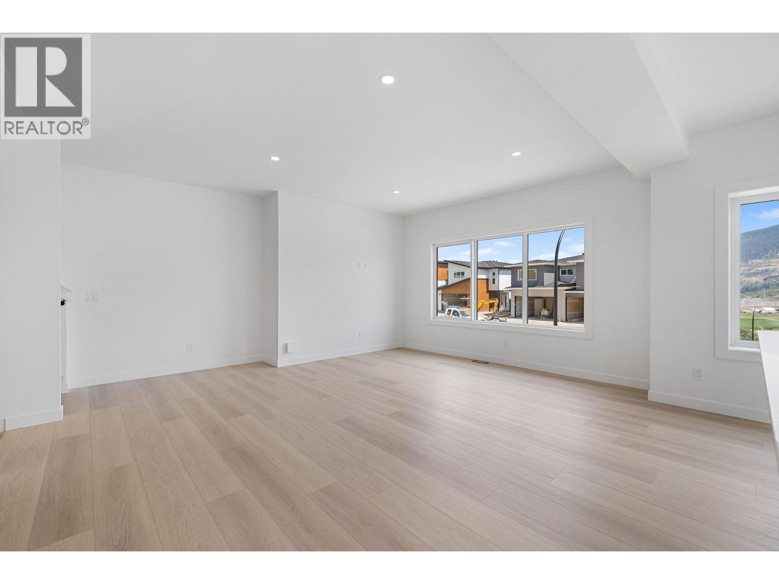430 Arrowleaf Rise Property Photo 14
