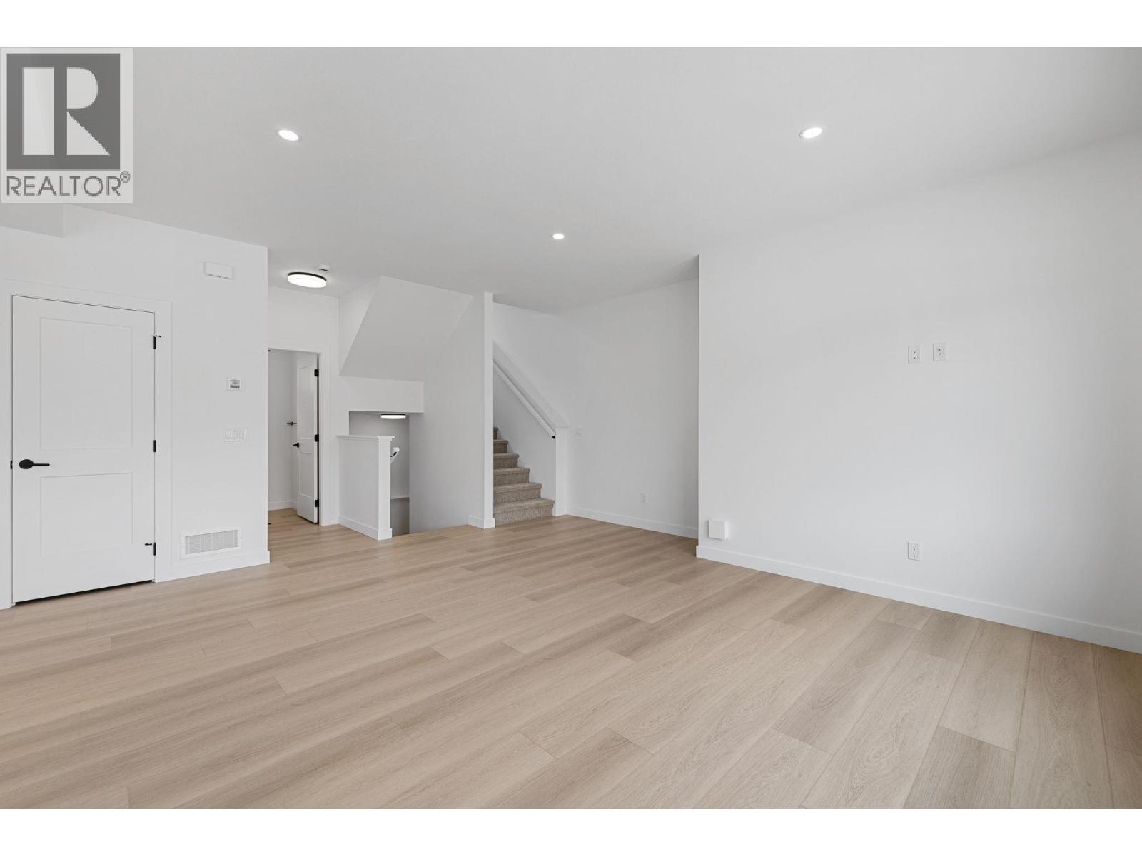 430 Arrowleaf Rise Property Photo 17