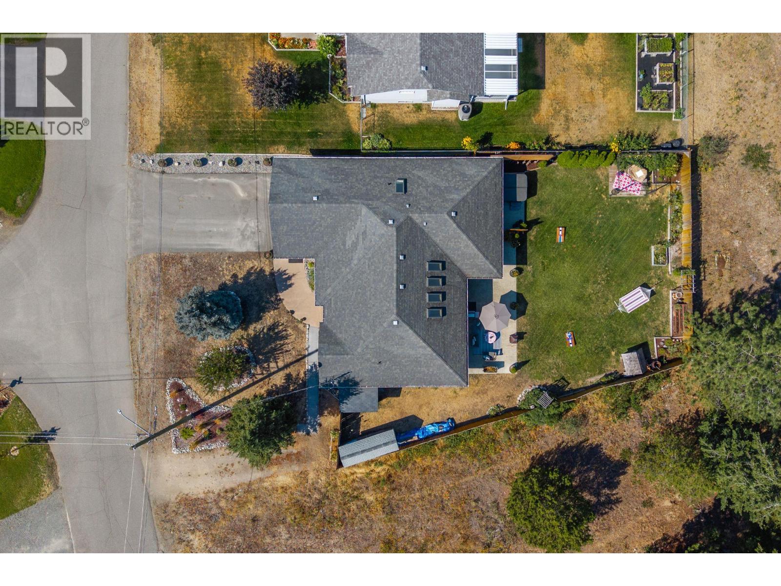 559 Mclean Road Property Photo 2