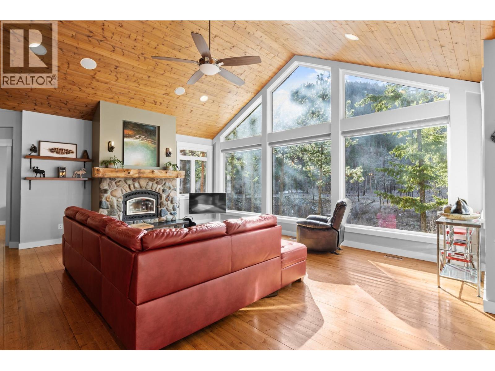 4802 Trepanier Road Property Photo 17