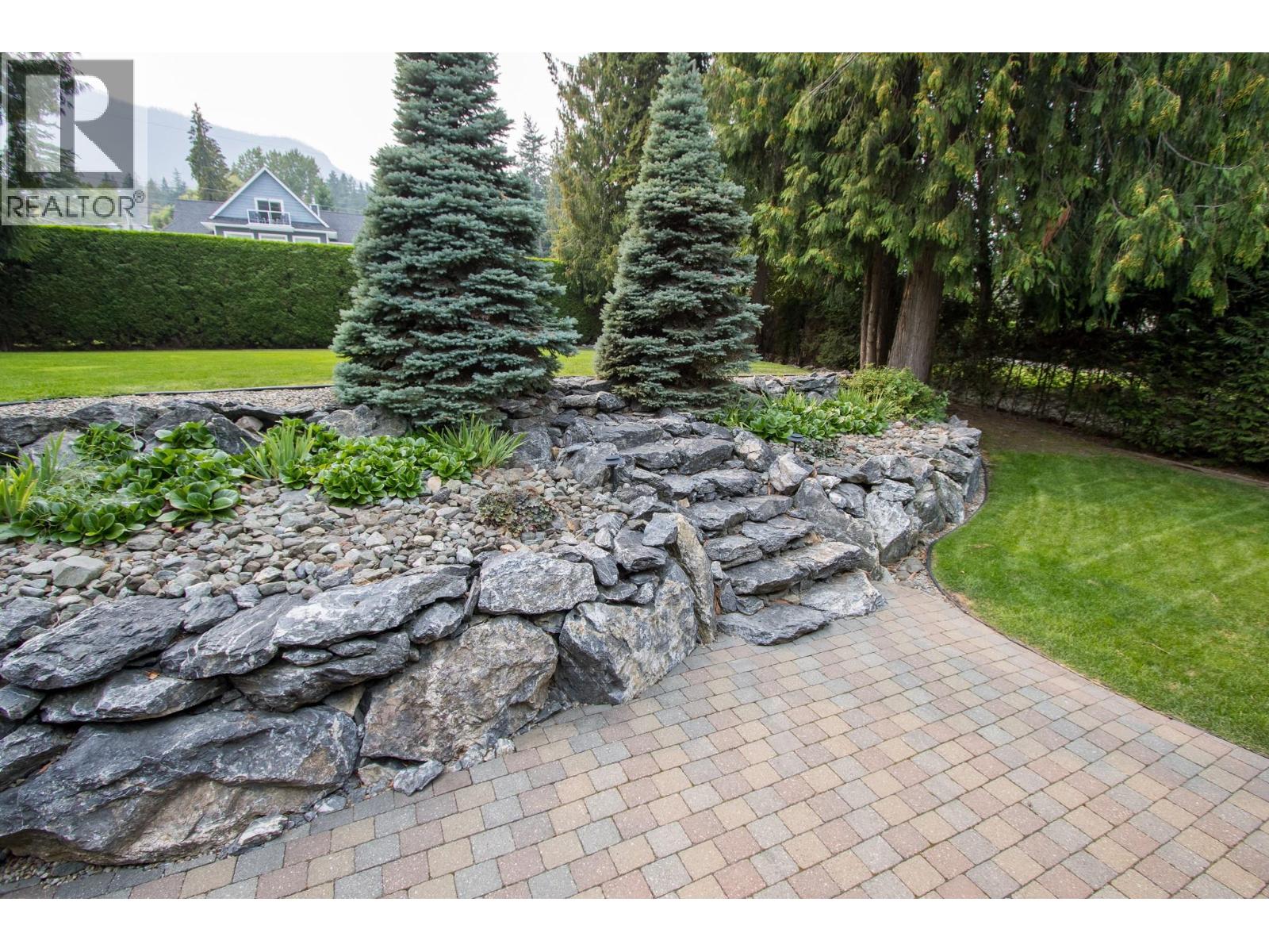 3075 Waverly Rd. Road Property Photo 4