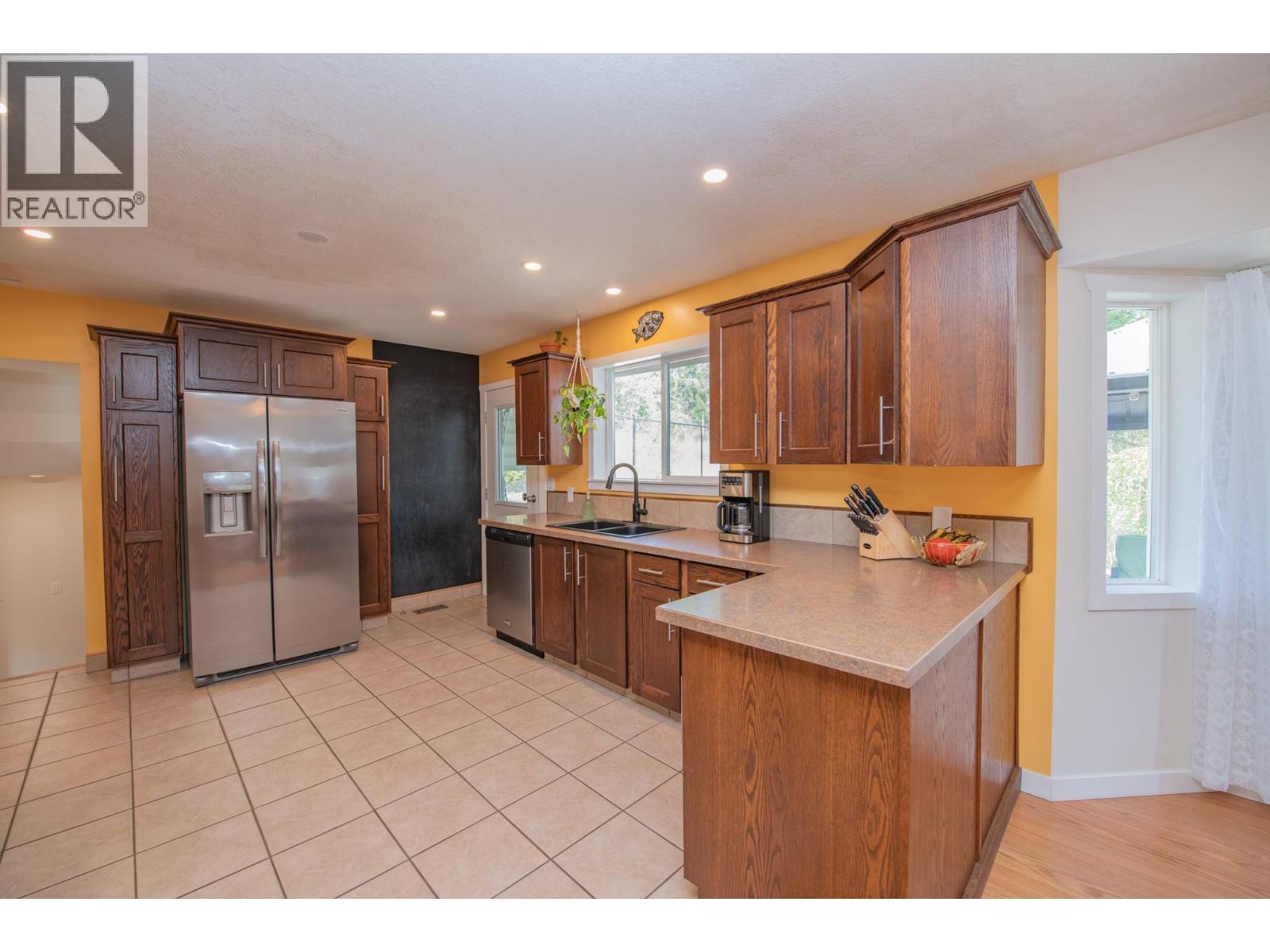 2209 Leblanc Street Property Photo 12