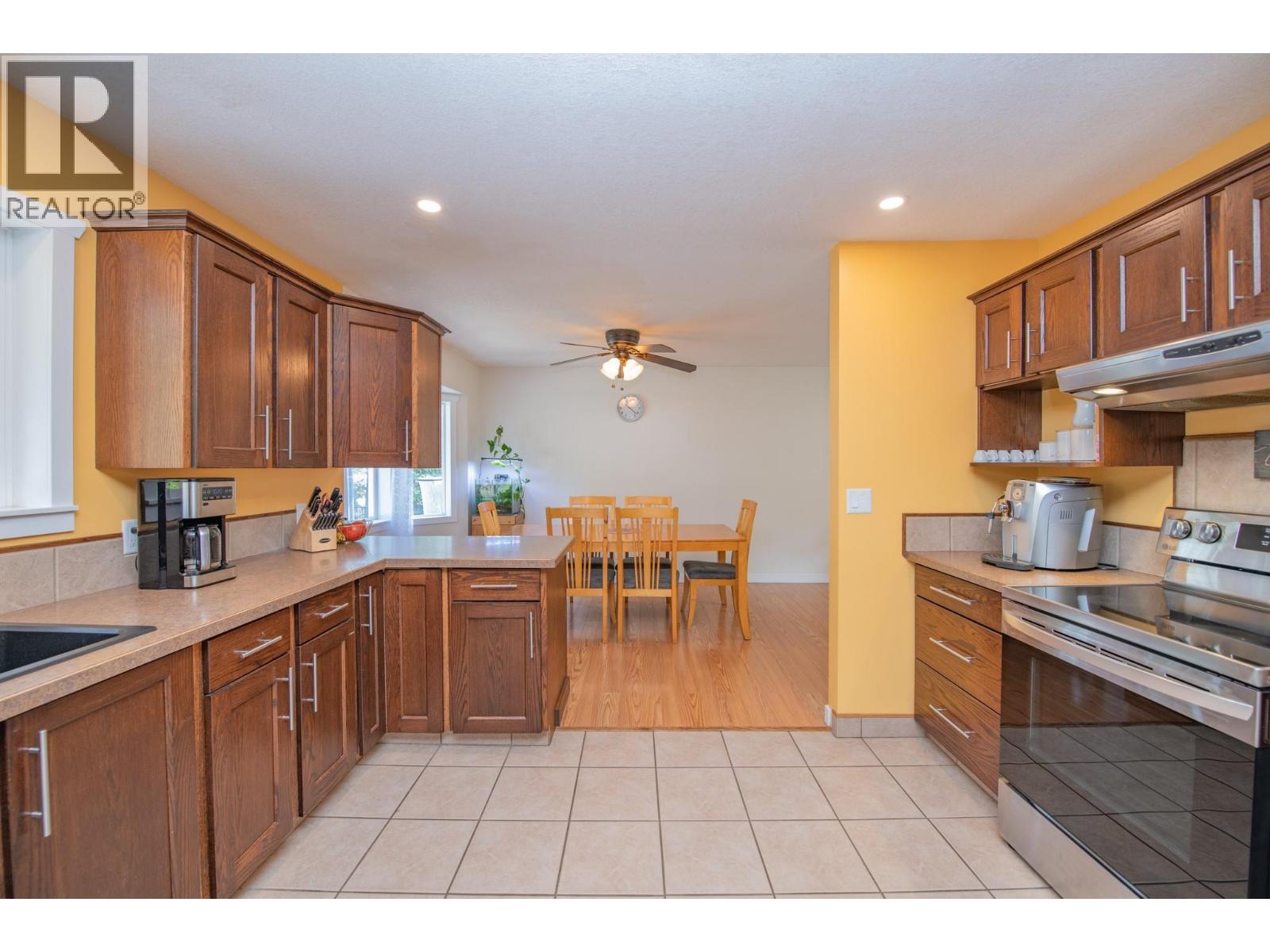 2209 Leblanc Street Property Photo 17