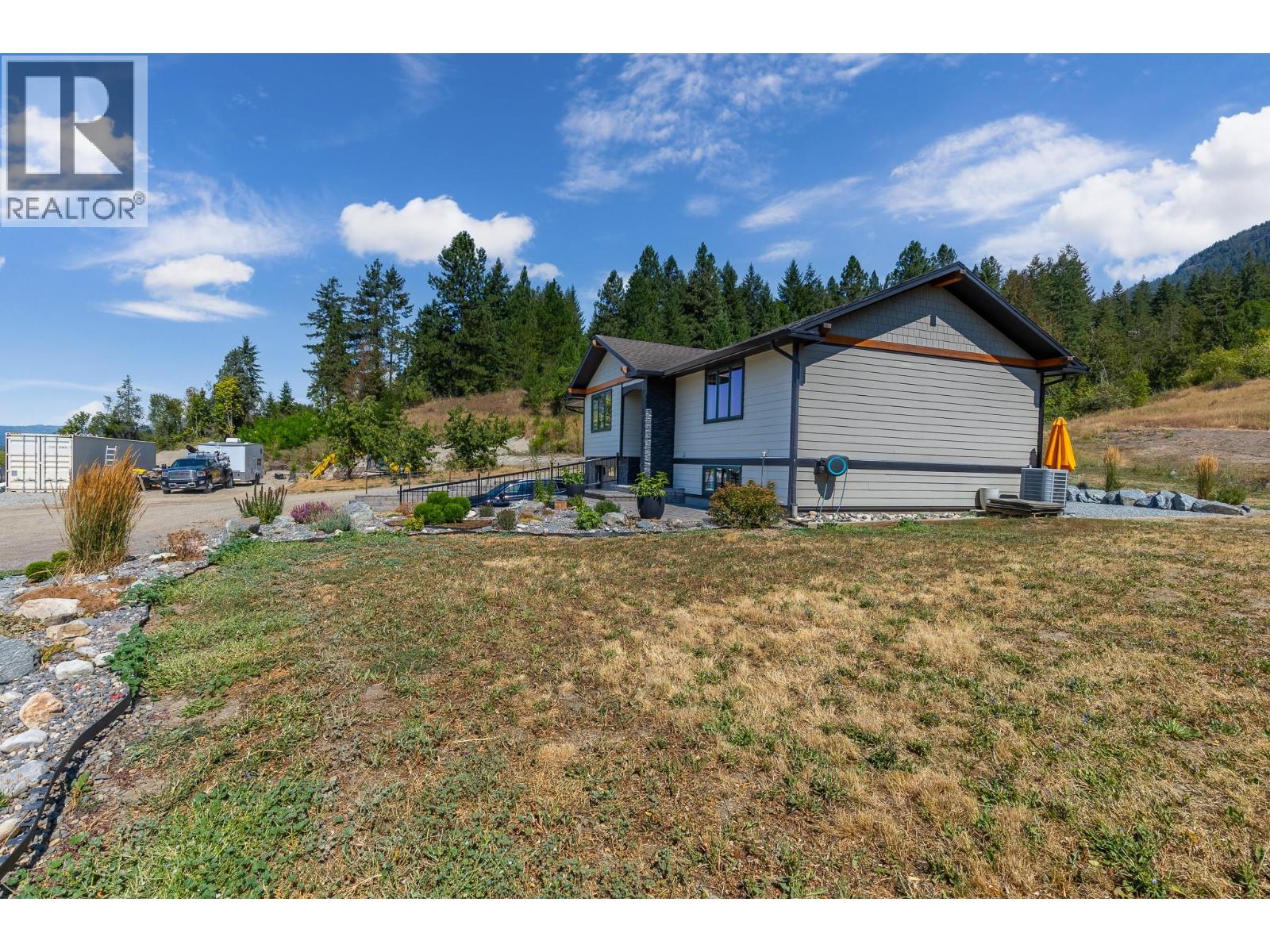 211 Enderby Grindrod Road Property Photo 23