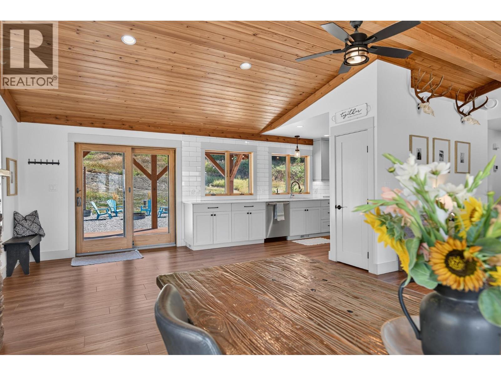 211 Enderby Grindrod Road Property Photo 40