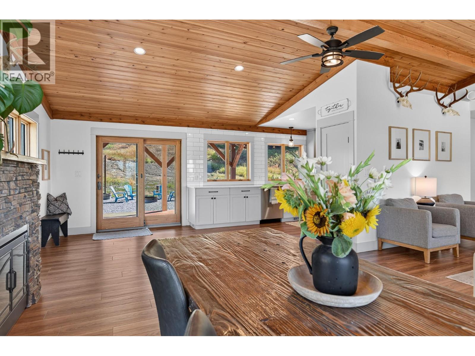 211 Enderby Grindrod Road Property Photo 42