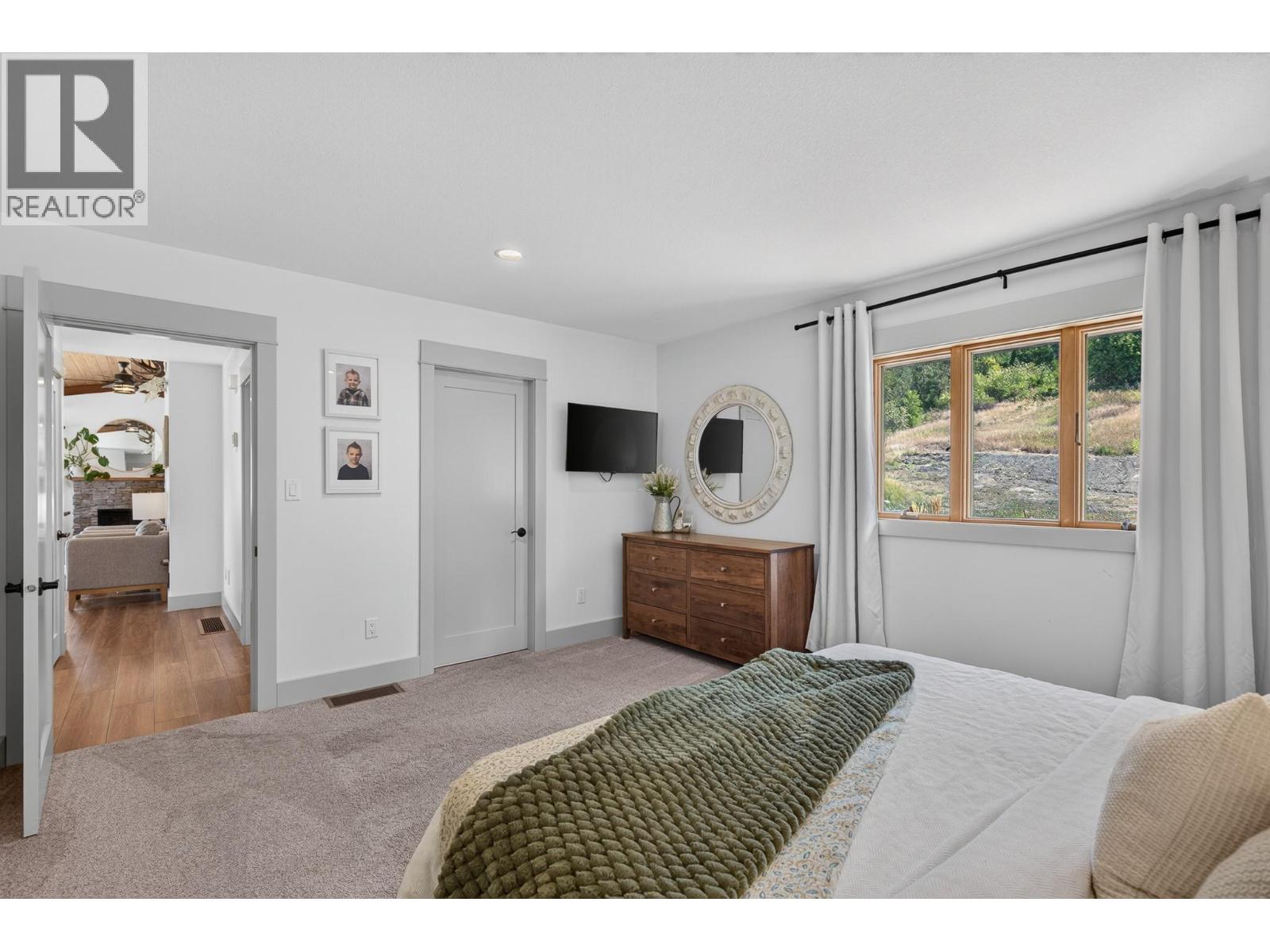 211 Enderby Grindrod Road Property Photo 62