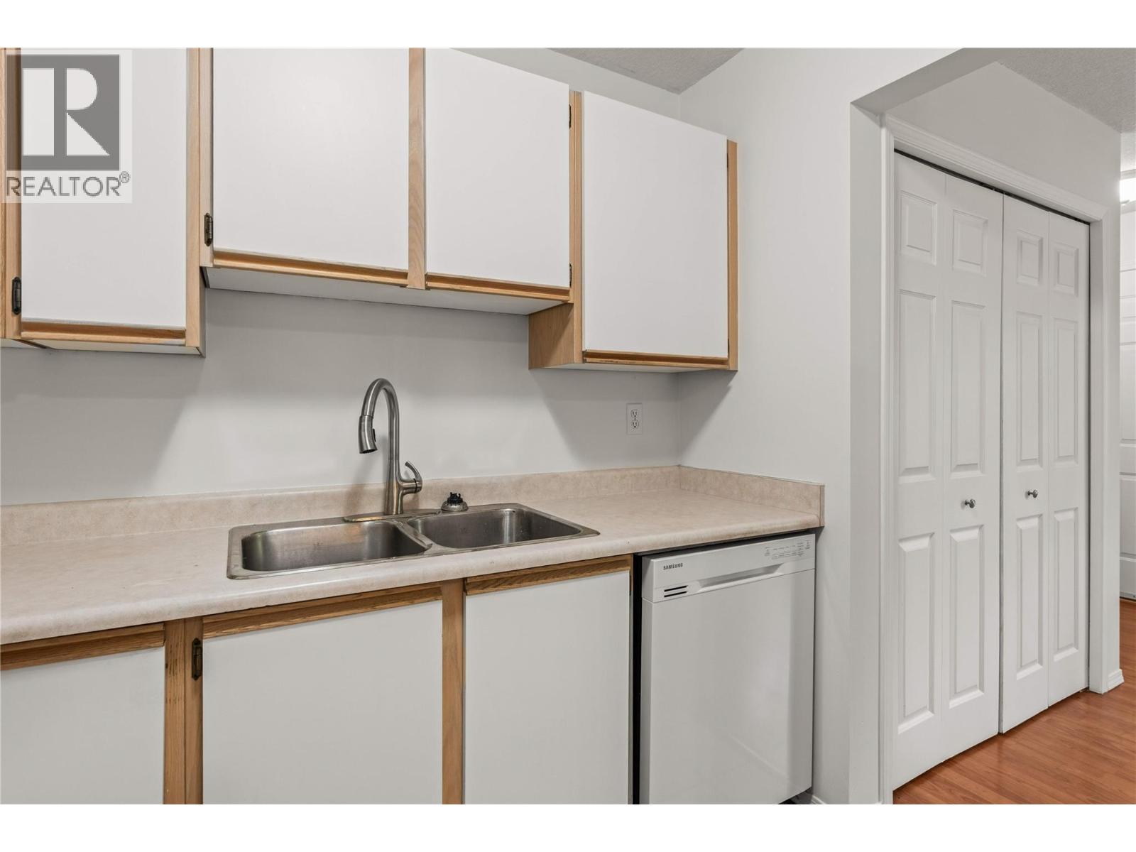4202 Alexis Park Drive Unit# 221 Property Photo 11