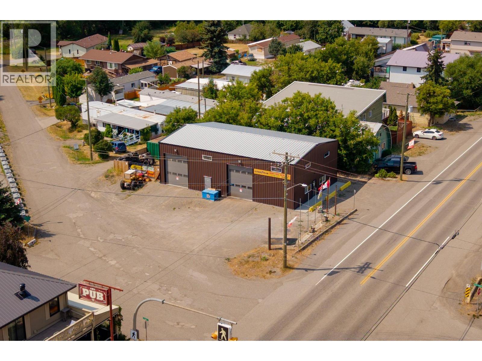 5755 97 Highway Property Photo 4