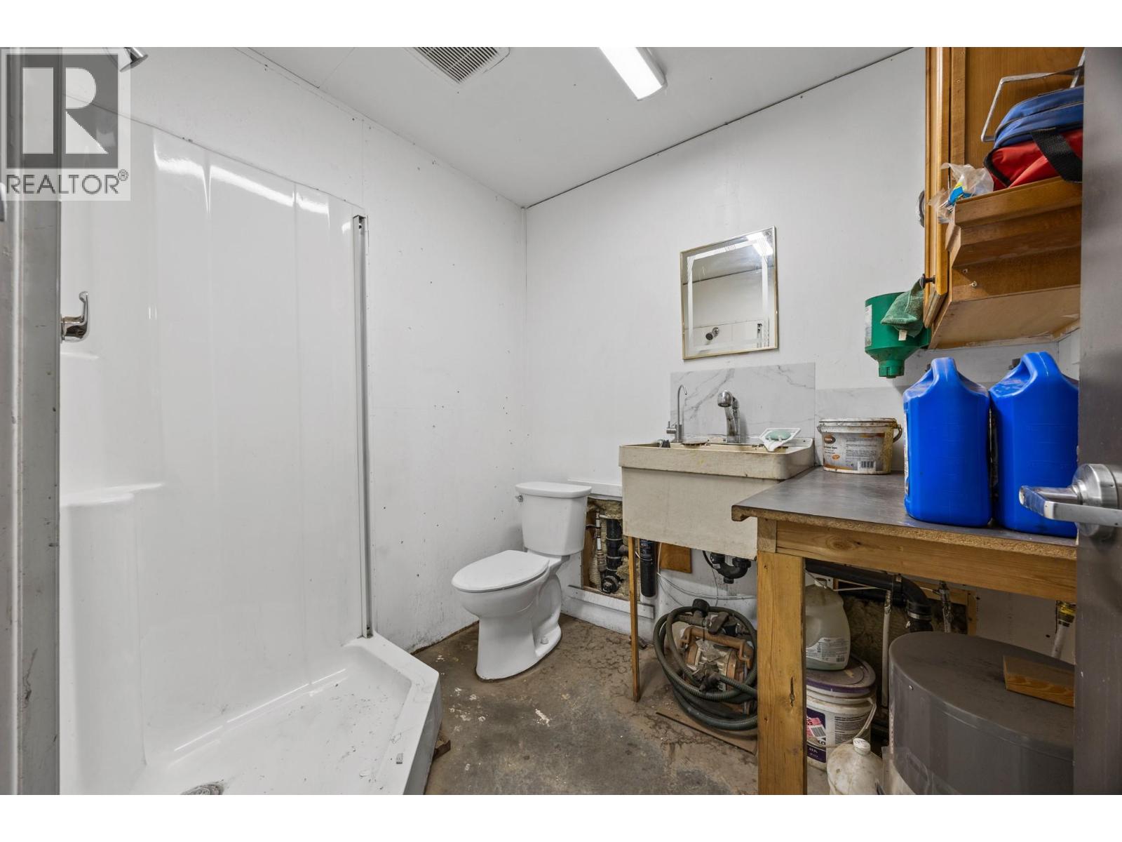 5755 97 Highway Property Photo 13