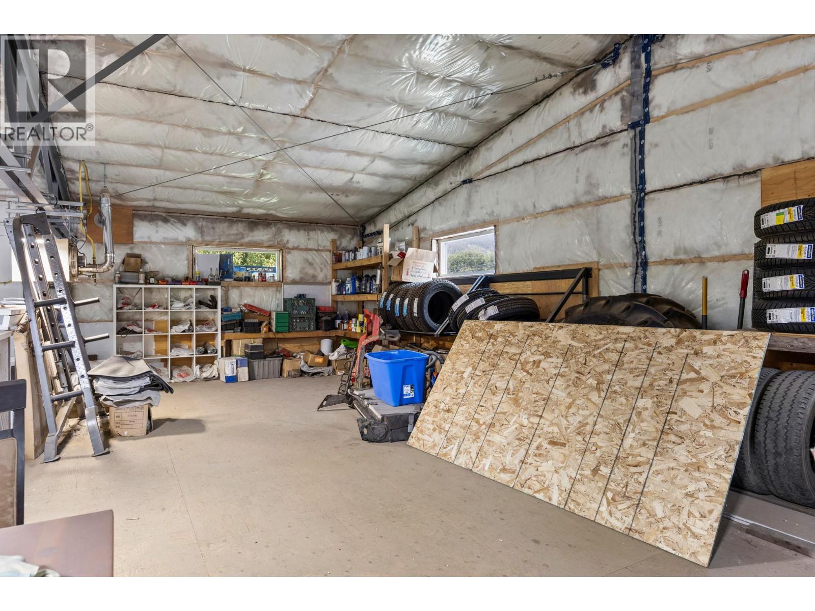 5755 97 Highway Property Photo 36