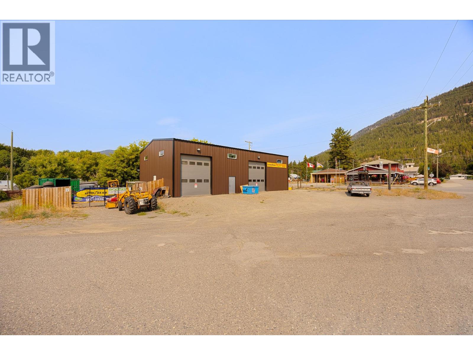 5755 97 Highway Property Photo 44