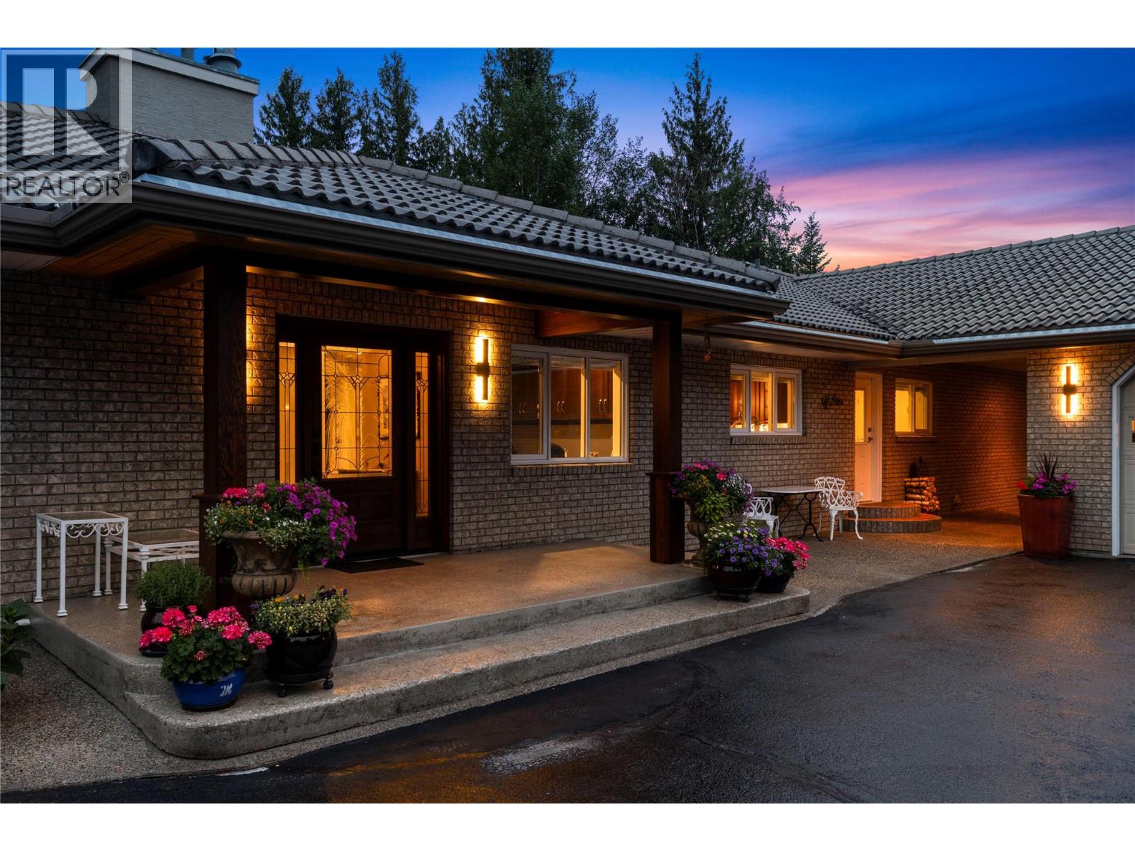 3886 Parri Road Property Photo 5
