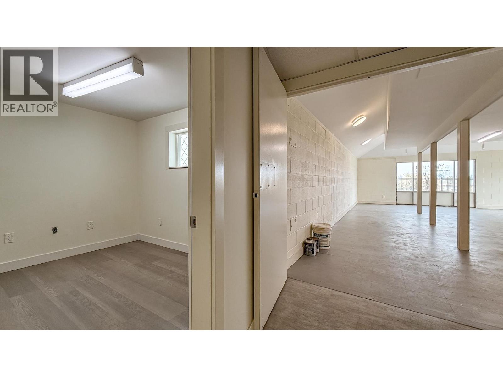 431 Victoria Street W Property Photo 12
