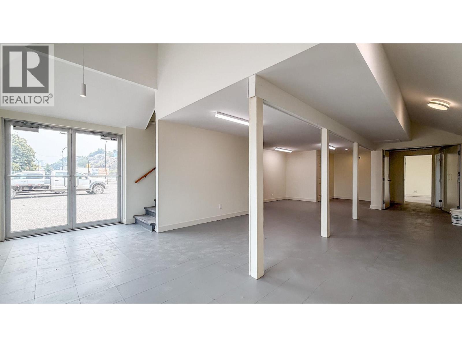 431 Victoria Street W Property Photo 17