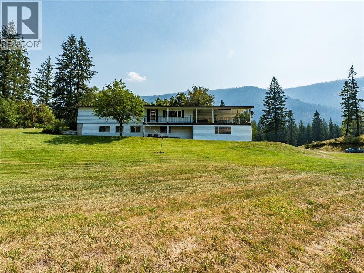 8716 Martens Road Property Photo 11